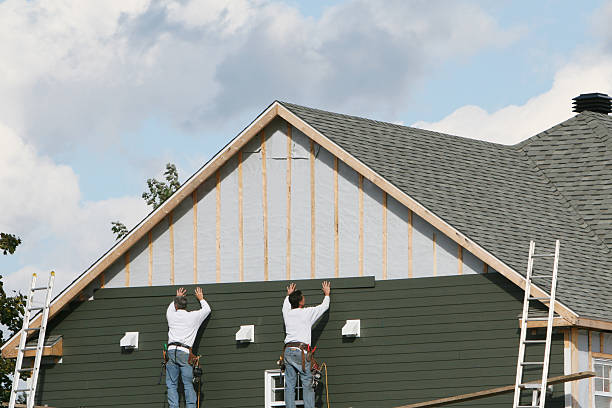Professional Emergency Siding Repair technician working in Mango, FL